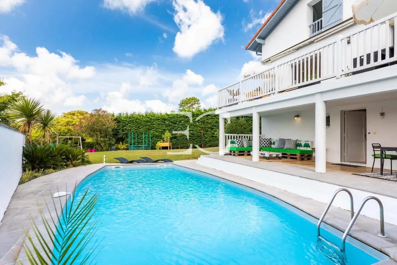 Villa Promo July -Easy Cles- Breathtaking View Over The Mountains Bidart
