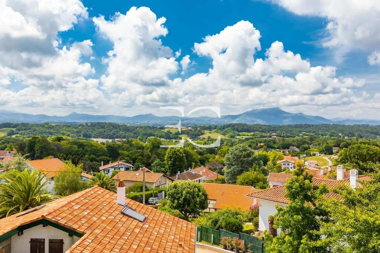 Promo July -Easy Cles- Breathtaking View Over The Mountains Bidart Villa
