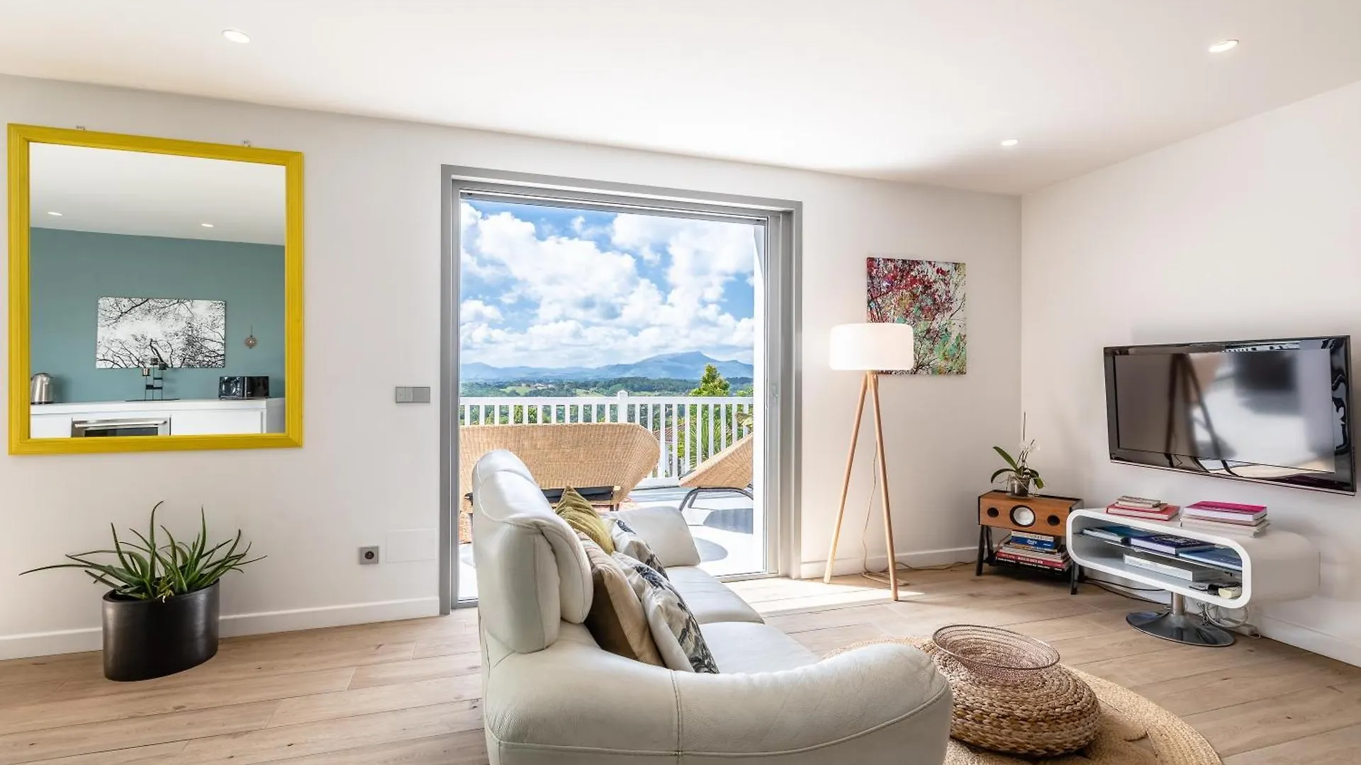 Villa Promo July -Easy Cles- Breathtaking View Over The Mountains Bidart